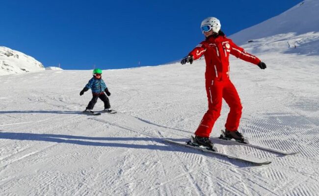 Unterricht-Skischule